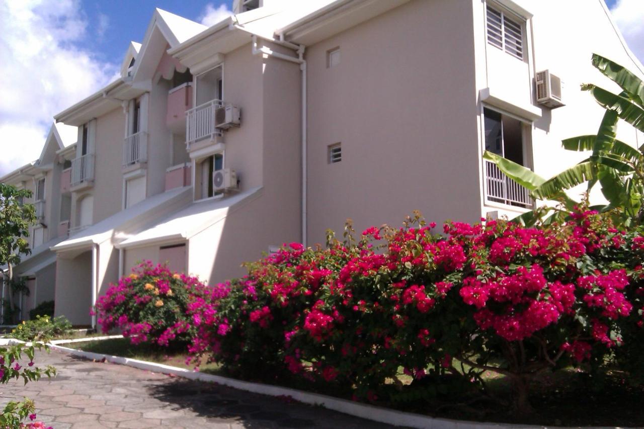 Tres Beau Studio Tout Equipe/Vu Mer/Wiffi Le Gosier (Grande-Terre) Exterior foto